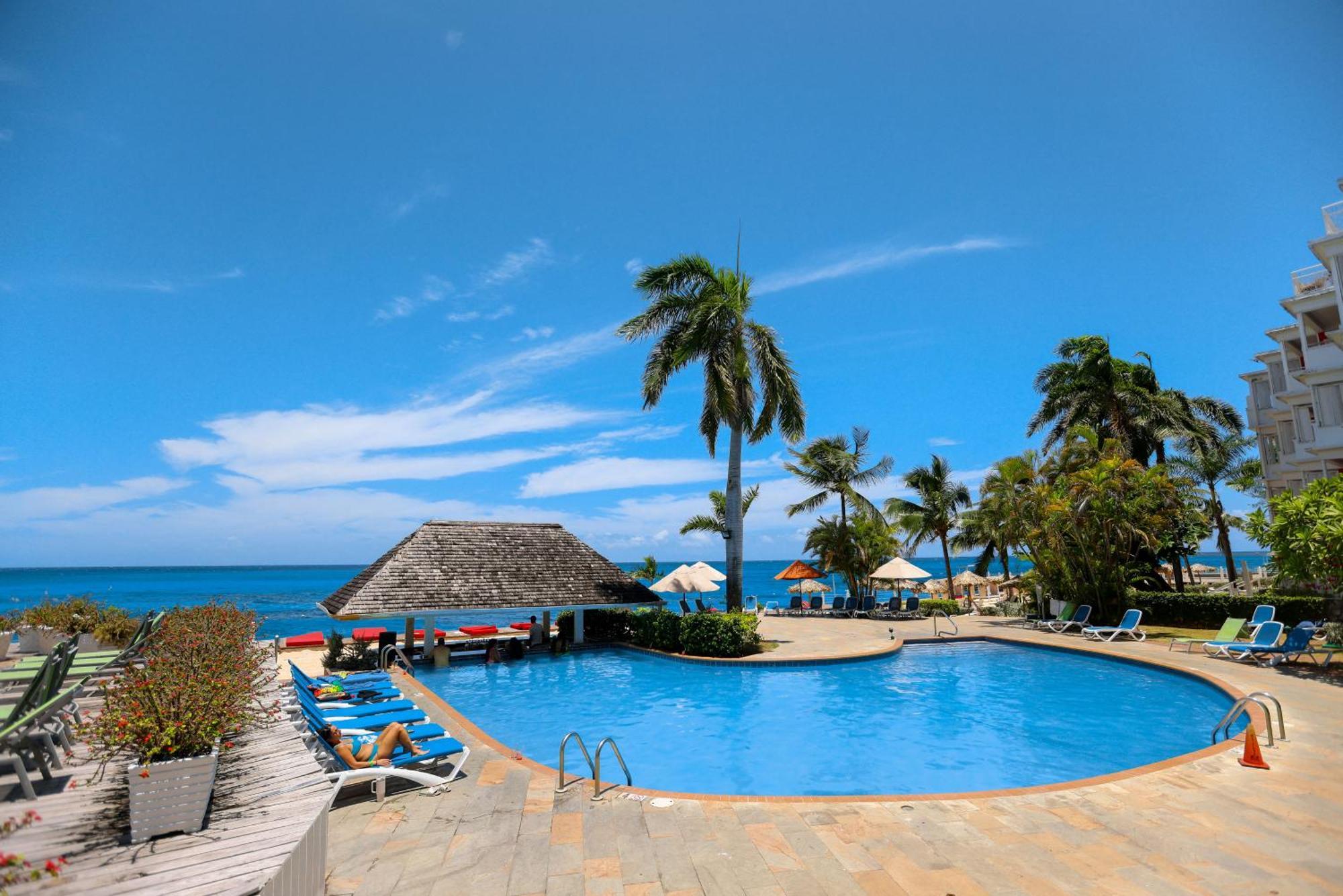 Grand Decameron Montego Beach, A Trademark All-Inclusive Resort Montego Bay Kültér fotó