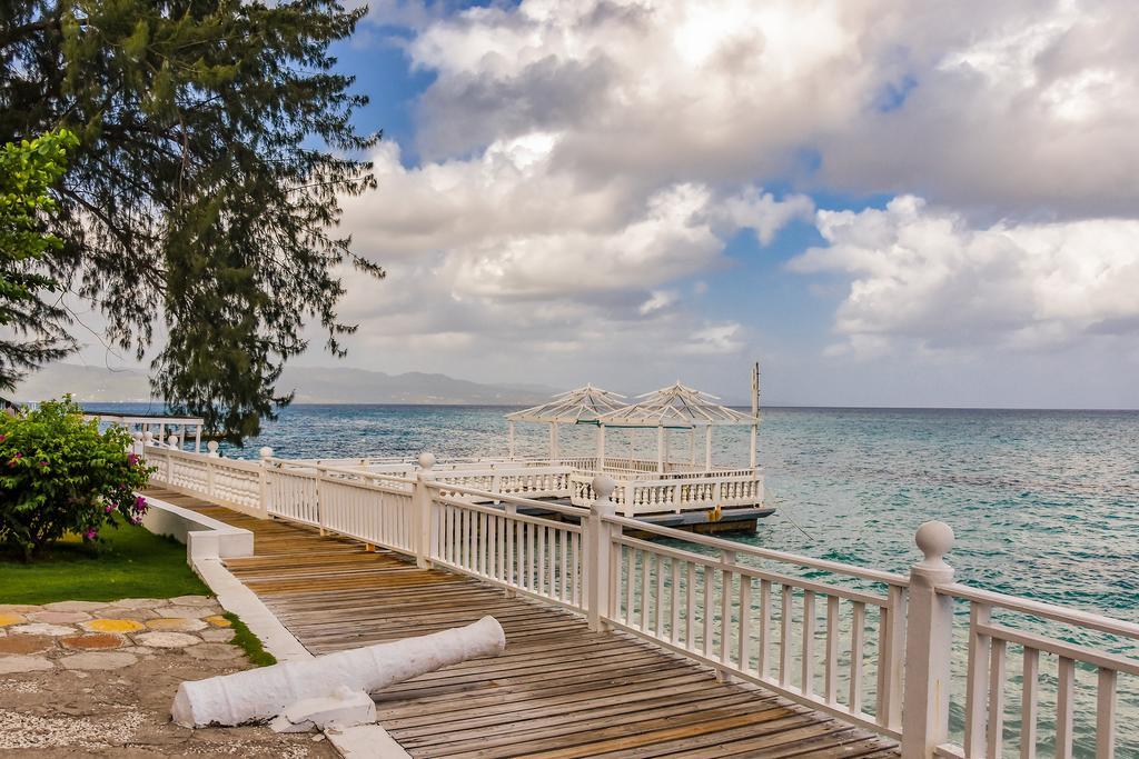 Grand Decameron Montego Beach, A Trademark All-Inclusive Resort Montego Bay Kültér fotó